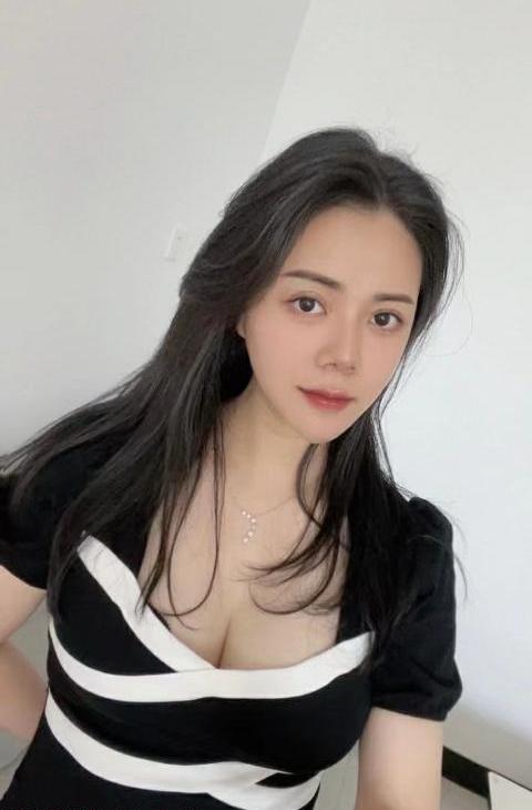 福田大奶美女阿离