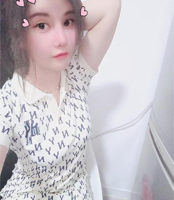 迷人小少妇紫萱